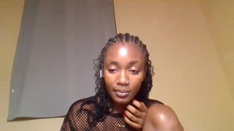 Snowie eyes online show from November 15, 10:22 pm