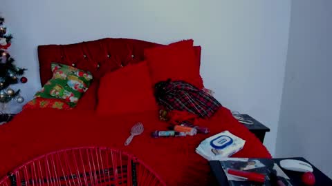Snapshot of sobigcurvy44 chatting on January 8, 8:29 pm leidy online show from January 8, 8:29 pm