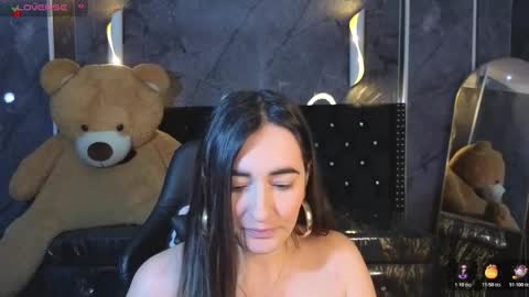 Snapshot of soffi_betacur_b chatting on October 18, 8:10 pm soffi_betacur_b online show from October 18, 8:10 pm