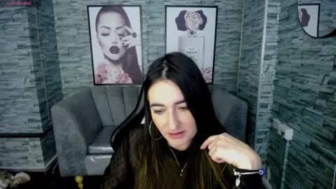 Snapshot of soffi_betacur_b chatting on October 1, 3:11 am soffi_betacur_b online show from October 1, 3:11 am