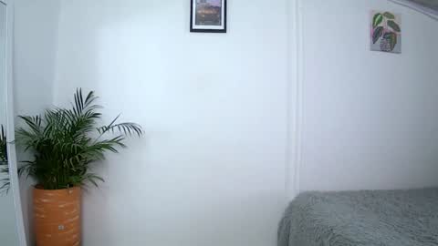 soffi_rousel_ online show from January 22, 6:10 pm