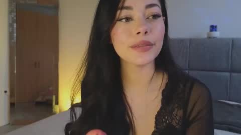 IG Soffimoon   I THANK YOU FOR LEAVING YOUR FOLLOW online show from February 6, 8:45 pm