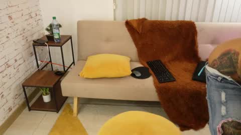 sofhia cruz online show from November 20, 12:00 am