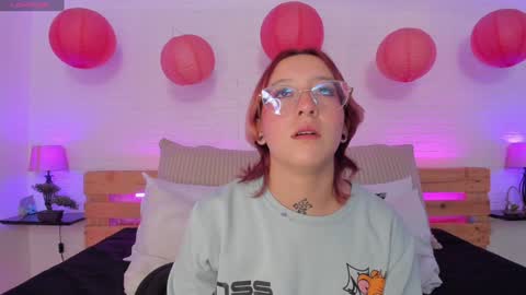 Snapshot of sofi_bakerrr chatting on December 4, 11:41 am Sofia online show from December 4, 11:41 am