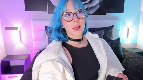 Snapshot of sofi_bakerrr chatting on September 17, 11:30 am Sofia online show from September 17, 11:30 am