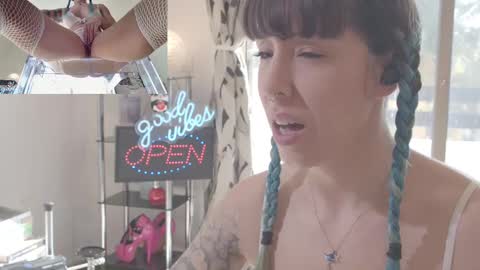 Sofi Mora online show from March 2, 2:58 pm