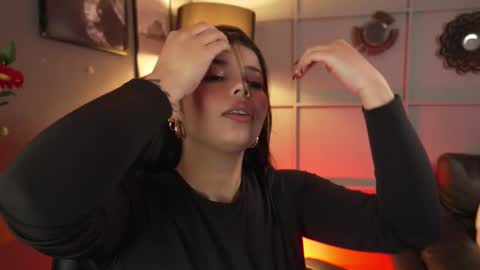   online show from February 20, 8:03 pm