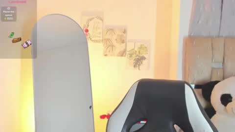 sofi smith online show from February 27, 8:42 pm