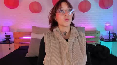Snapshot of sofi_sp chatting on February 11, 11:31 am sofi_sp online show from February 11, 11:31 am