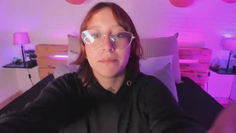 Snapshot of sofi_sp chatting on February 27, 11:31 am sofi_sp online show from February 27, 11:31 am