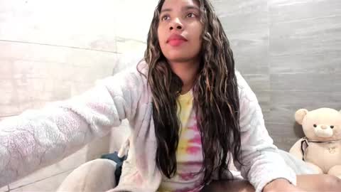Snapshot of sofia86379 chatting on February 16, 5:26 pm sofia86379 online show from February 16, 5:26 pm