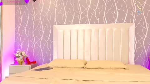 Snapshot of sofia_cleyton1 chatting on October 18, 1:03 pm online show from October 18, 1:03 pm