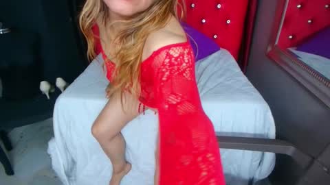Snapshot of sofia_delrio chatting on September 19, 11:53 am Miss Sofi online show from September 19, 11:53 am