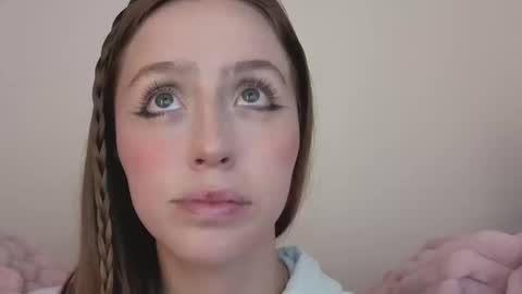 Snapshot of sofia_palacios_ chatting on September 10, 3:50 am online show from September 10, 3:50 am
