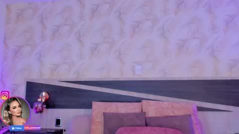   online show from April 21, 1:42 am