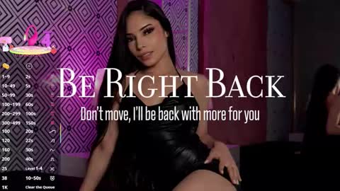 Snapshot of sofia_rousse_ chatting on September 17, 7:23 pm online show from September 17, 7:23 pm