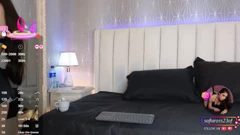 Snapshot of sofia_rousse_ chatting on October 2, 7:52 pm online show from October 2, 7:52 pm