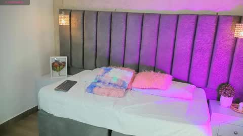 Sofi online show from November 28, 11:57 am