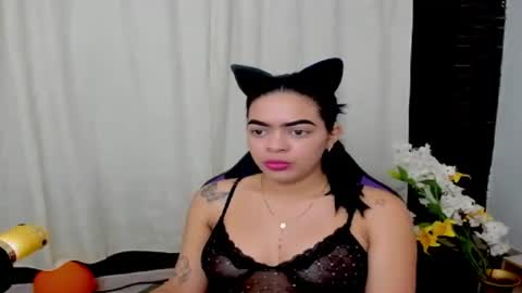 sofia online show from February 15, 7:06 pm