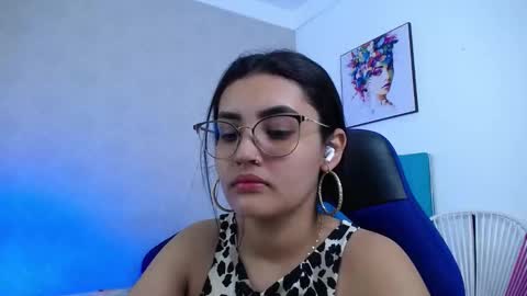 Sofia online show from November 23, 3:25 pm