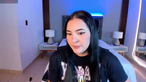 Sofia caramel online show from December 1, 4:20 pm