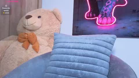 sofia online show from July 8, 5:26 pm