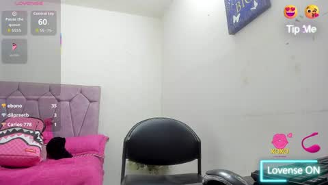 sofialadys online show from June 26, 9:38 pm