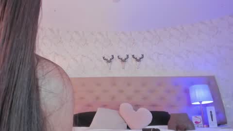 Snapshot of sofiareyees chatting on February 8, 1:33 pm SofiaReyees online show from February 8, 1:33 pm