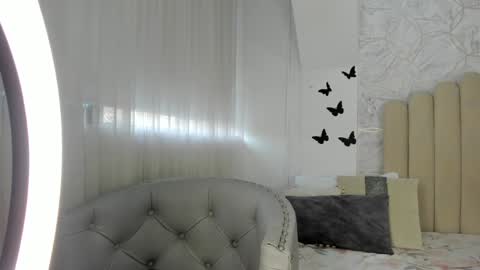 Snapshot of sofiarios04 chatting on December 23, 12:41 pm Sofia online show from December 23, 12:41 pm