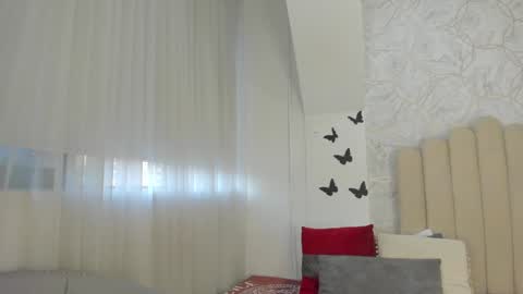 Snapshot of sofiarios04 chatting on January 19, 12:07 pm Sofia online show from January 19, 12:07 pm