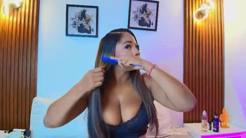   online show from September 25, 10:03 am