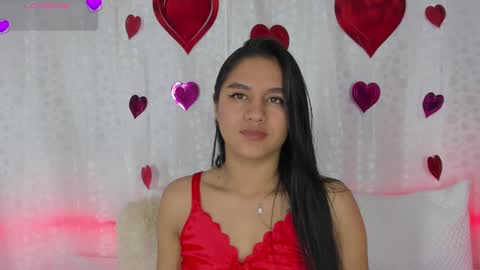 Snapshot of sofiaxmiller chatting on February 16, 10:10 pm Danna Sofia online show from February 16, 10:10 pm