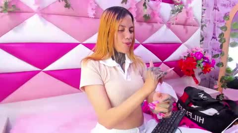 Snapshot of sofii_anal_ chatting on October 4, 3:01 am sofii_anal_ online show from October 4, 3:01 am