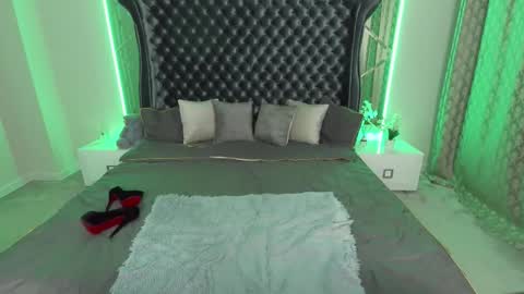 sofii_darling online show from November 10, 6:36 pm