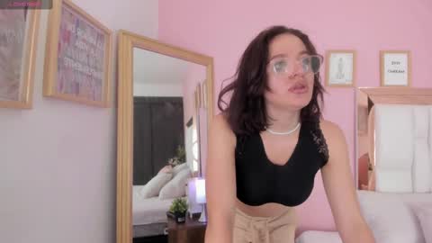 Sofi agudelo online show from February 12, 2:35 am