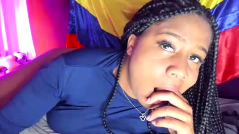 sofiifox online show from June 21, 9:35 am