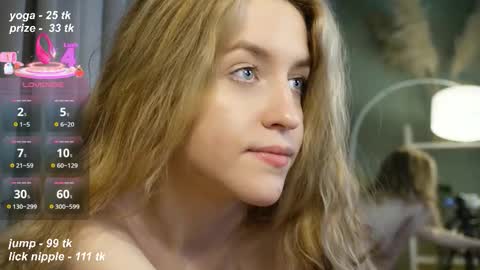 softdreamer_ online show from November 9, 4:36 pm