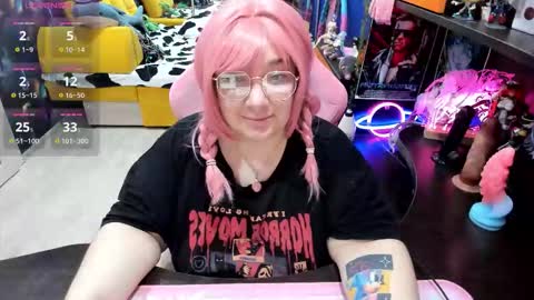 Sofie online show from November 3, 3:32 am