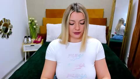 Softpleasurex online show from February 13, 7:03 am