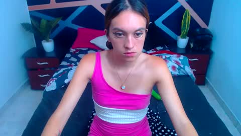 Snapshot of sofyswee chatting on September 11, 7:25 pm sofyswee online show from September 11, 7:25 pm