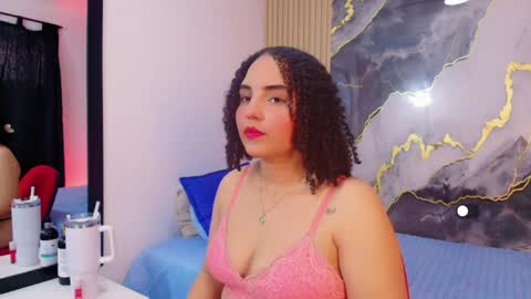 Sol Latiana online show from May 29, 2:59 pm