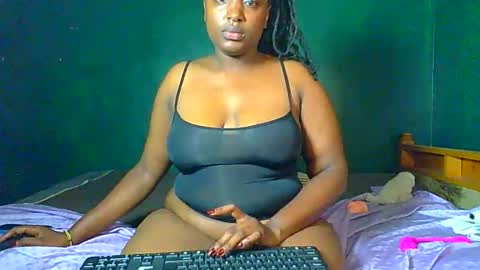 Solly bunny online show from April 11, 1:55 am