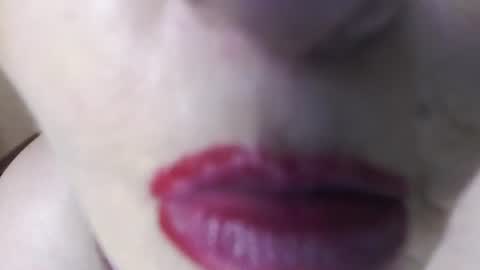 sondrariddle online show from March 6, 1:23 am