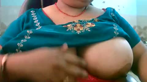 soni88888 online show from May 12, 3:37 am