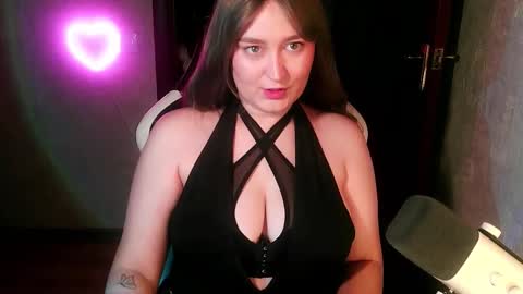 Snapshot of sonibear chatting on September 30, 11:09 pm OksiFels online show from September 30, 11:09 pm