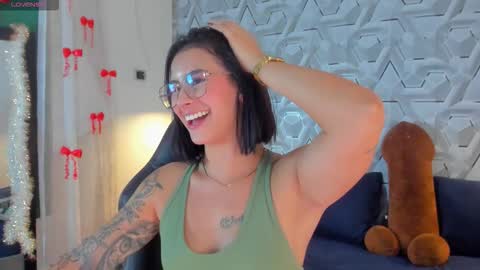 sophie online show from March 21, 7:13 am