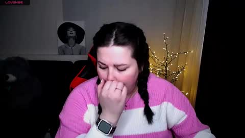 Snapshot of sophia__olsen chatting on February 23, 6:22 am sophia__olsen online show from February 23, 6:22 am
