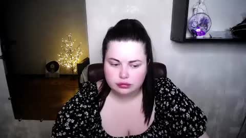 sophia__olsen online show from July 1, 6:02 am