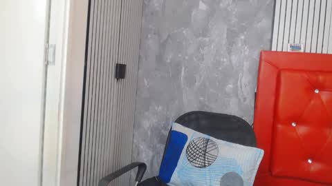 sophia__sweet1 online show from December 21, 3:22 am