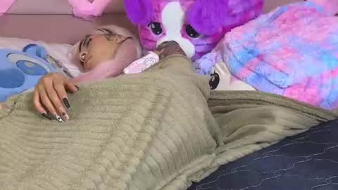 Sophia Grand online show from June 18, 7:32 am